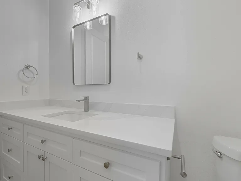 117 Capetown Ln — Photo 14
