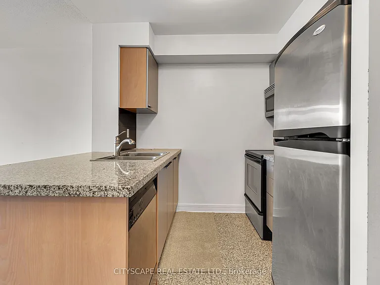 18 Harrison Garden Blvd #406 — Photo 13