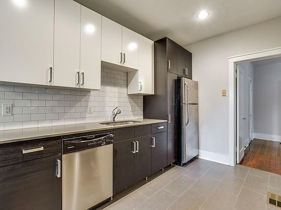 4th image of 2652 Gladstone Dr #2652
