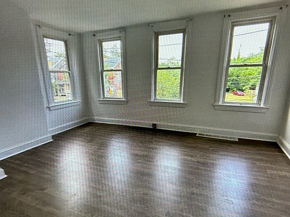 2nd image of 319 Rutherford Ave