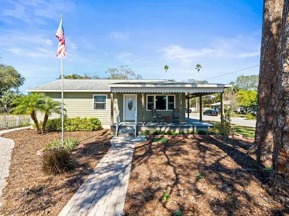 470 Hibiscus Ln N, Dunedin, FL 34698