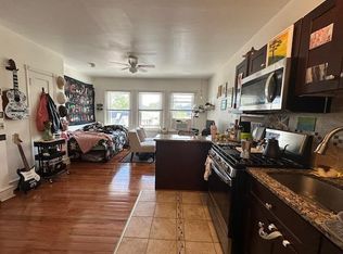 1002 S 45th St #3F, Philadelphia, PA 19104