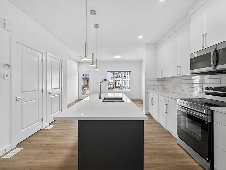 516 Black Stone Blvd — Photo 9