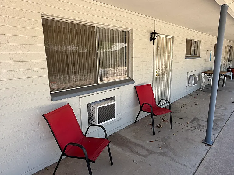 4425 N 8th Ave #3C — Photo 5