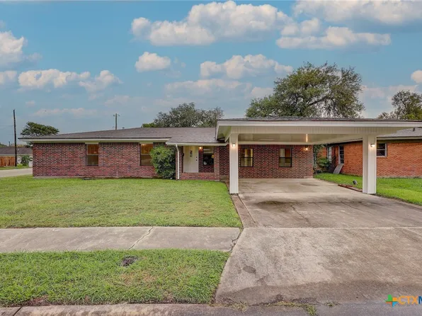 3209 Linda Dr, Victoria, TX 77901