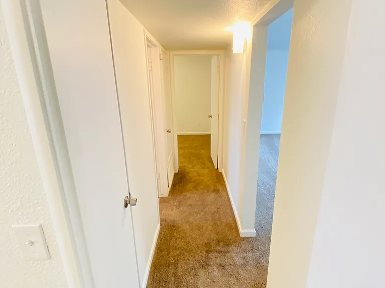 421 Sycamore Ave #B — Photo 10
