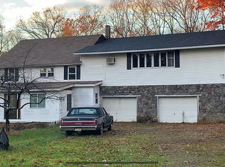 361 Wooddale Rd, East Stroudsburg, PA 18302