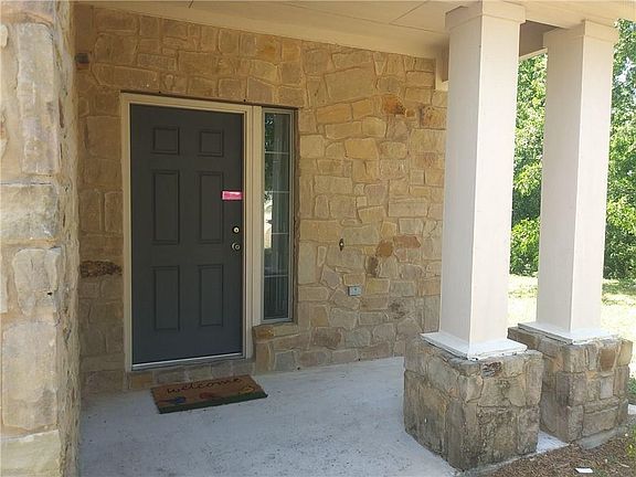 2nd image of 8310 Menlo Park Pl