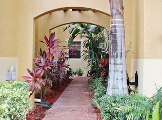 5794 NW 119th Ter, Pompano Beach, FL 33076