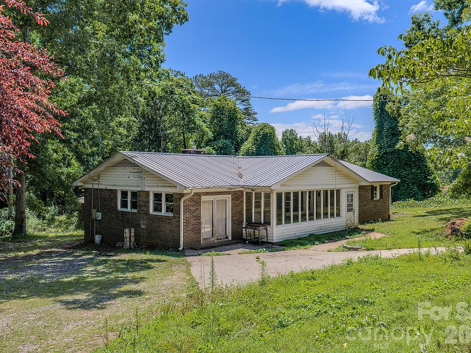 1st image of 886 Pearidge Rd