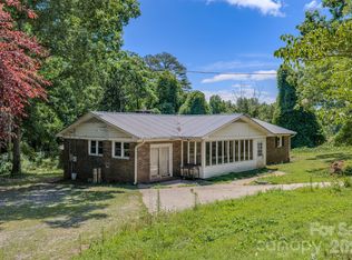 886 Pearidge Rd, Bostic, NC 28018