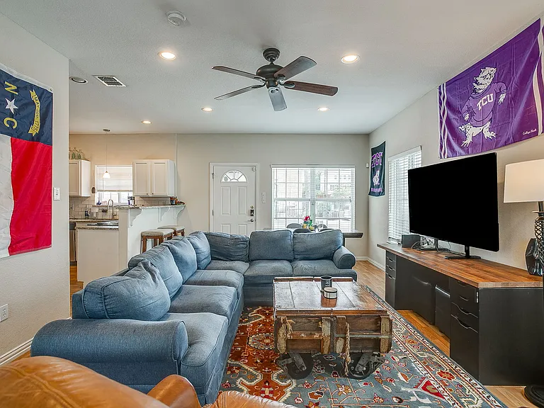 3200 Lubbock Ave — Photo 17