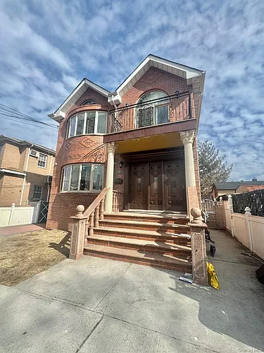 6141 173rd St Photo 1
