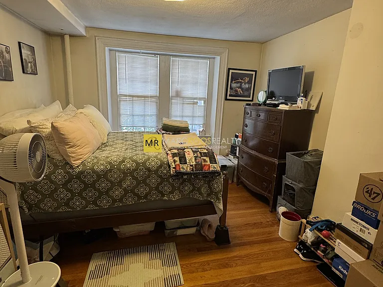 15 Joy St #1 — Photo 4