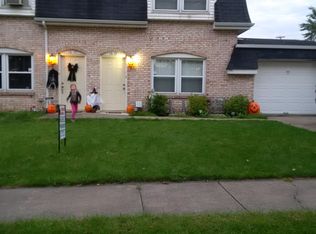 1615-1617 Julie Dr, Schererville, IN 46375