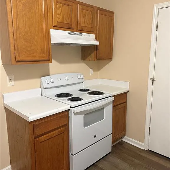 209 E Wilson St #48 — Photo 5