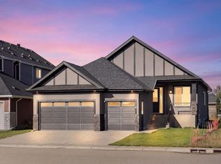 316 E Muirfield Cres, Wheatland County, AB T0J1Y1