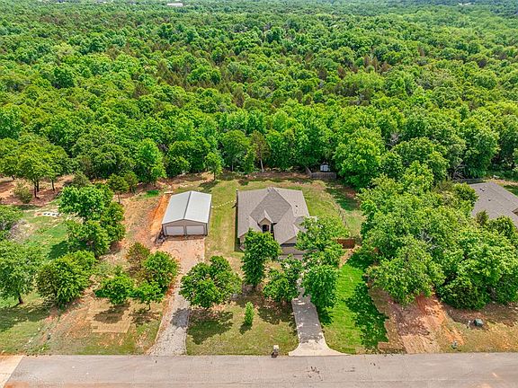 2nd image of 15500 Whispering Oaks Rd