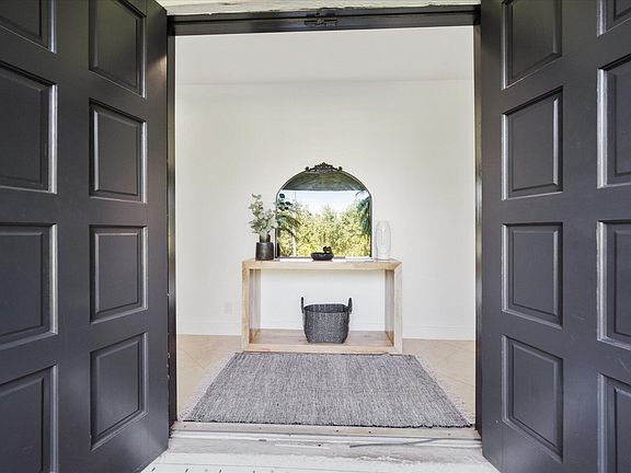 4th image of 12638 Quercus Ln