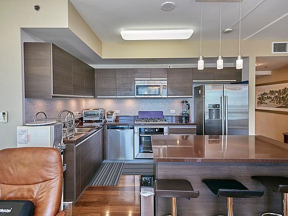 3rd image of 3785 Wilshire Blvd APT 1501