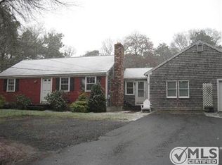 490 Forest Rd, West Yarmouth, MA 02673