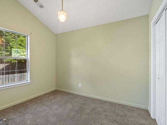 5th image of 240 Plantation Blvd