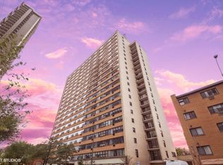 6030 N Sheridan Rd APT 1011, Chicago, IL 60660
