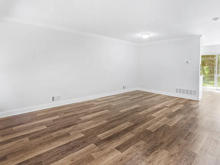 103 Orchard Meadows Dr — Photo 6