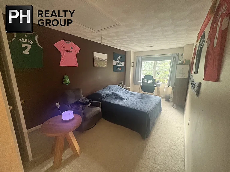 87 Pleasant St #1A — Photo 21