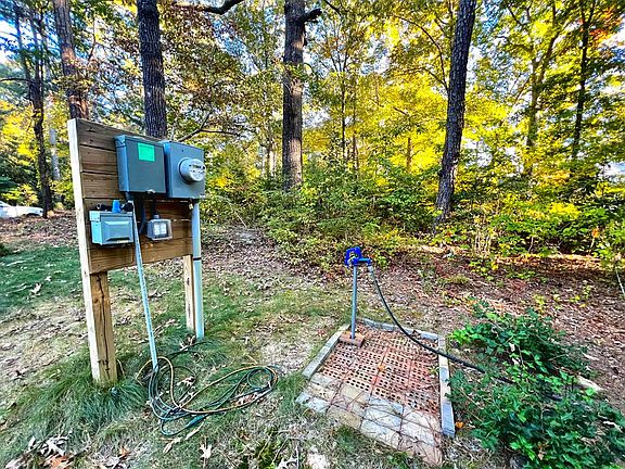 3rd image of 24/25 Pine Cove Cir