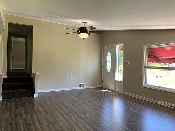 5th image of 1425 3rd St