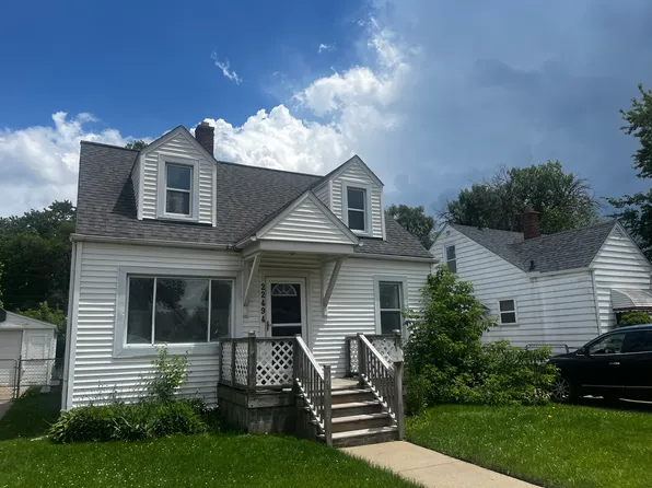 22494 Pleasant Ave, Eastpointe, MI 48021