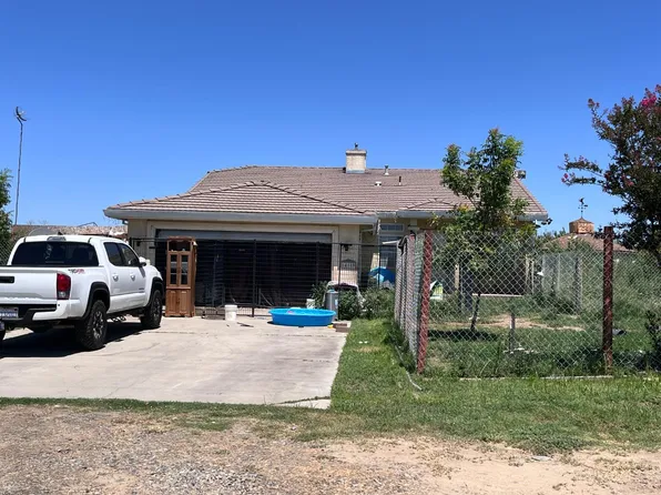 14176 Sunset Dr, Livingston, CA 95334