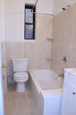 Rented by Roberto Guilbet, LREB | media 59