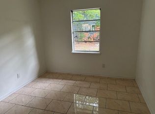 910 1/2 Oak St #910, Houston, TX 77018