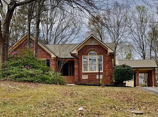 217 Sleepy Creek Dr, Clayton, NC 27520