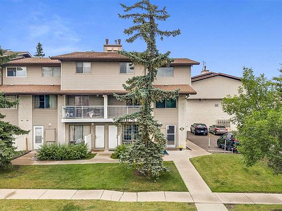 2nd image of 200 E Brookpark Dr SW #711