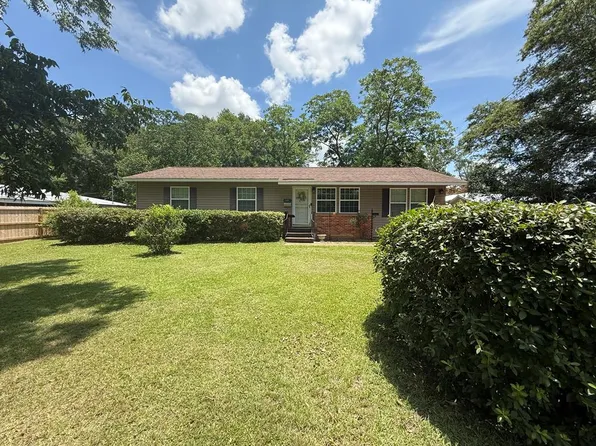 1127 Normandale Dr, Dothan, AL 36301