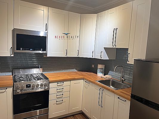 1st image of 2424 33rd St #2
