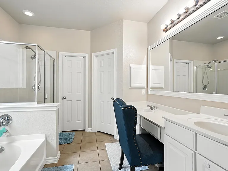 1141 Annalea Cove Dr — Photo 9