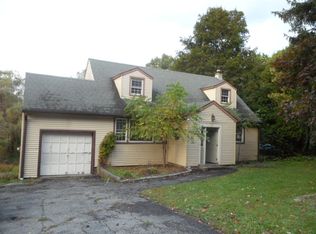 493 Bullet Hole Rd, Mahopac, NY 10541