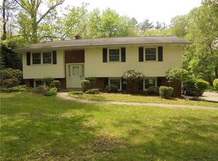 511 Alexander Rd, Latrobe, PA 15650