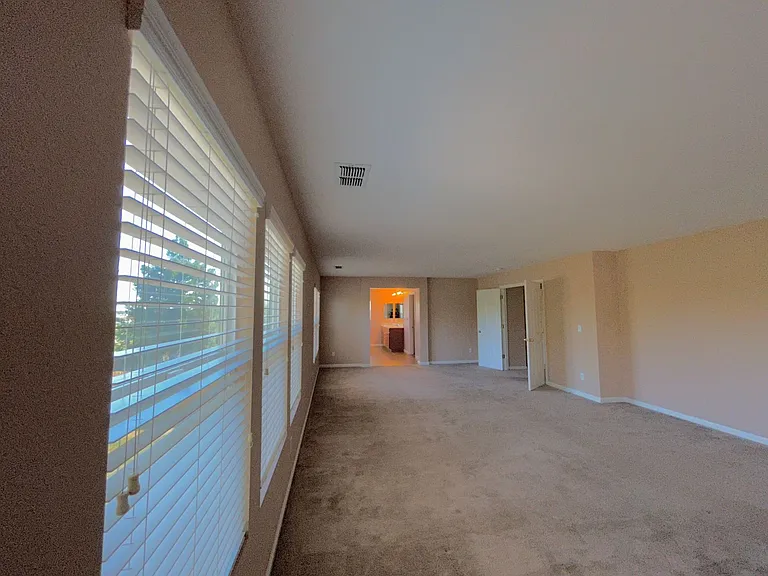 6001 Jefjen Way — Photo 13
