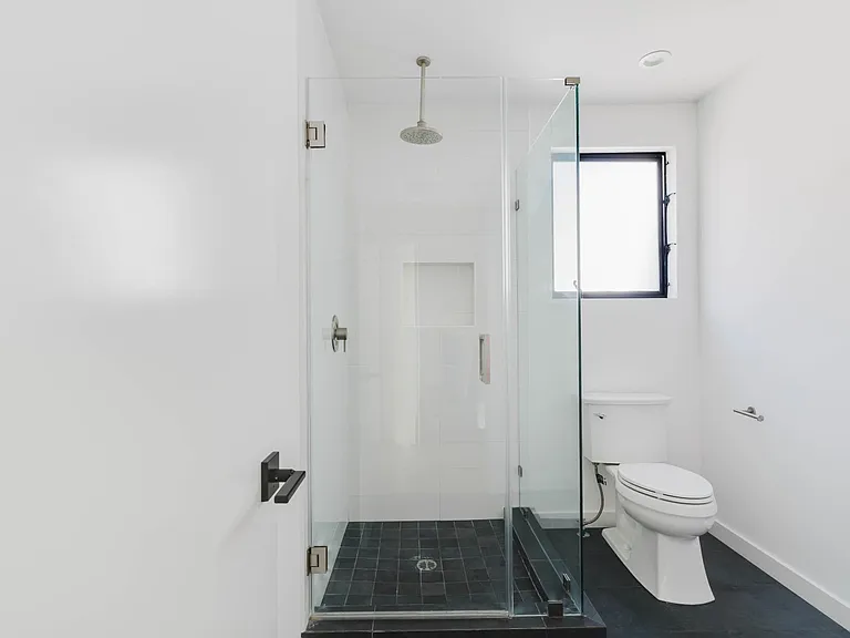 536 E San Jose Ave — Photo 21