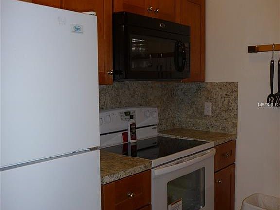 3rd image of 1010 70th St N APT 2