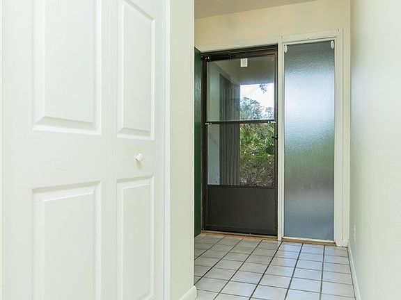 5th image of 31 Catalonia Ct