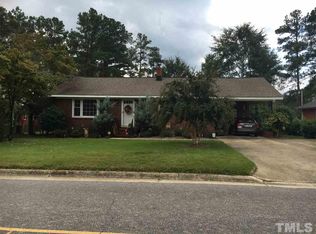 1011 W Cole St, Dunn, NC 28334