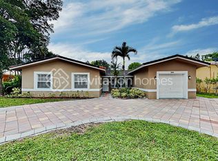 8006 NW 43rd St, Pompano Beach, FL 33065