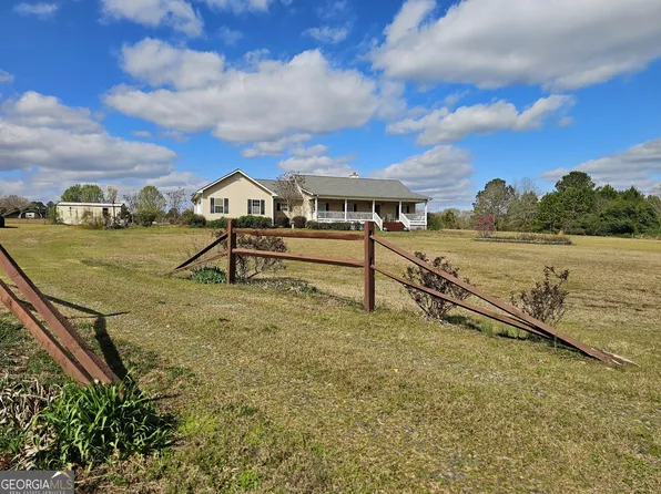 403 Holiday Rd, Franklin, GA 30217