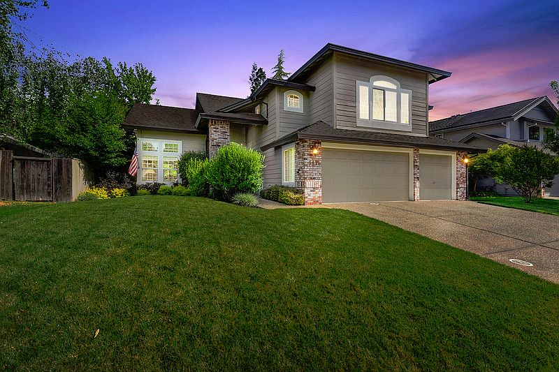 1st image of 147 Stonington Way